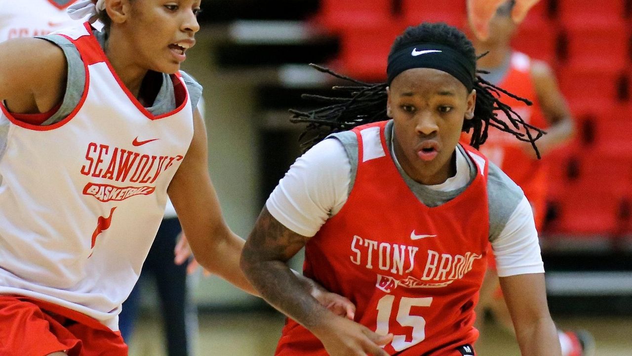 Stony Brook Women S Basketball Shorty Leads The Way Newsday