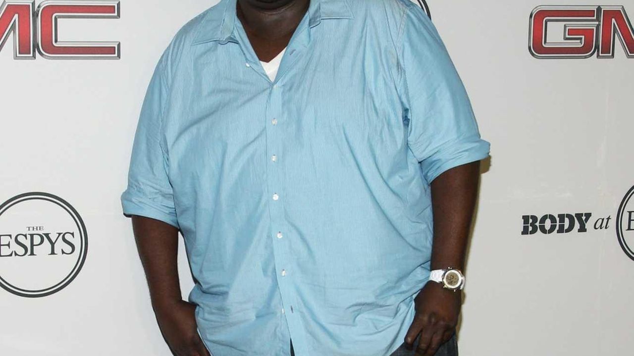 Quinton Aaron, 'The Blind Side' actor, kicked off plane for being  overweight - Newsday, image size:1280x719