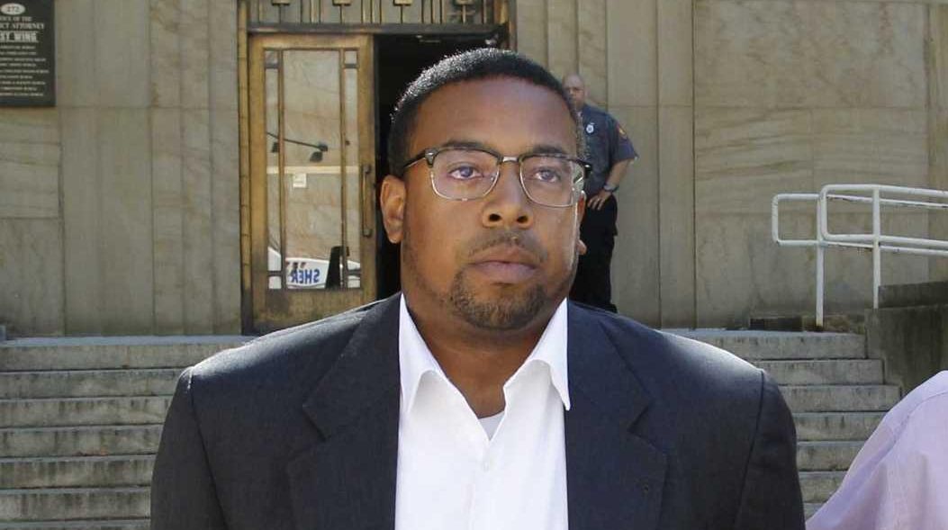 Man who cheated Jones Beach, Citi Field workers pleads guilty Newsday