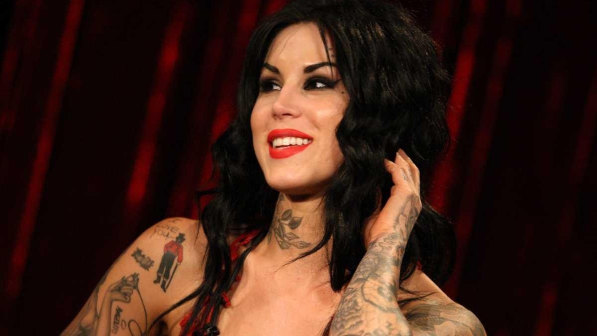 Kat von D walks off TV interview - Newsday
