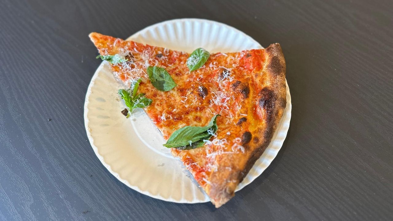 Chef returns to top LI pizzeria