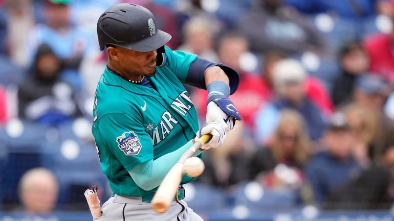 Mariners' Julio Rodríguez exits game with sore lower back - NBC Sports