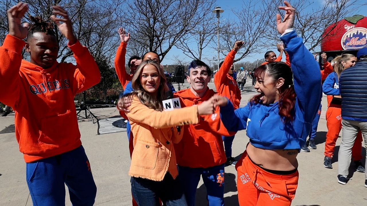 Meet the Mets' new dance team - Newsday