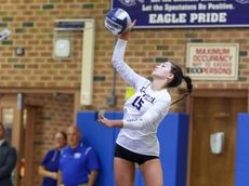 Vargas, Ricevuto lead Sayville girls volleyball to Suffolk Class A title