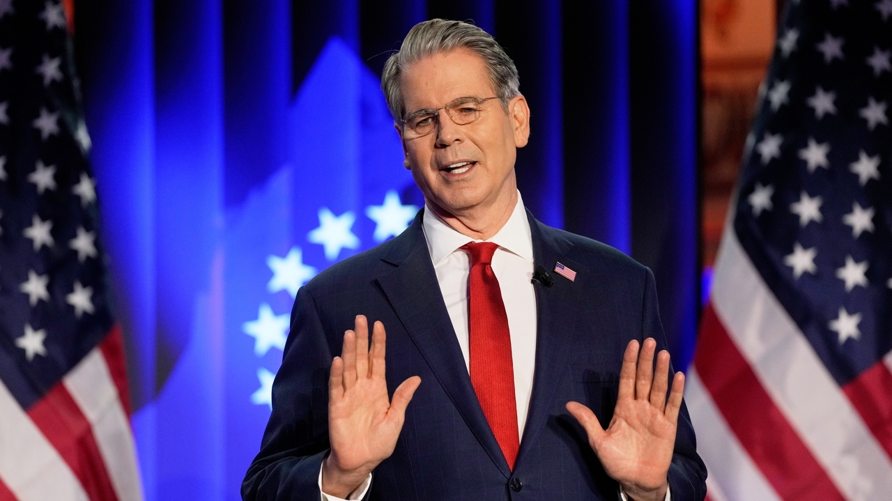 US hits 9 tankers with sanctions over Iranian oil during protest ...