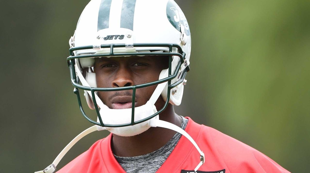 The Insane Potential Of Geno Smith — 2017 article from a NY writer on how  great Geno was, and how playing on the terrible Jets hurt his career : r/nfl