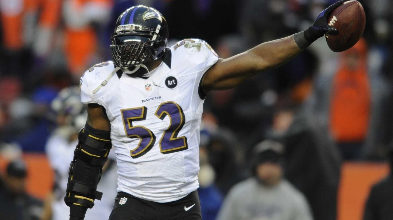 Wes Welker's Wife Thinks Ray Lewis Is Horrible Person