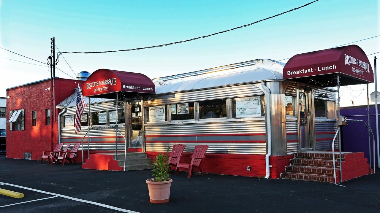 Nostalgic railroad car diner Biscuits & Barbeque to close in Mineola