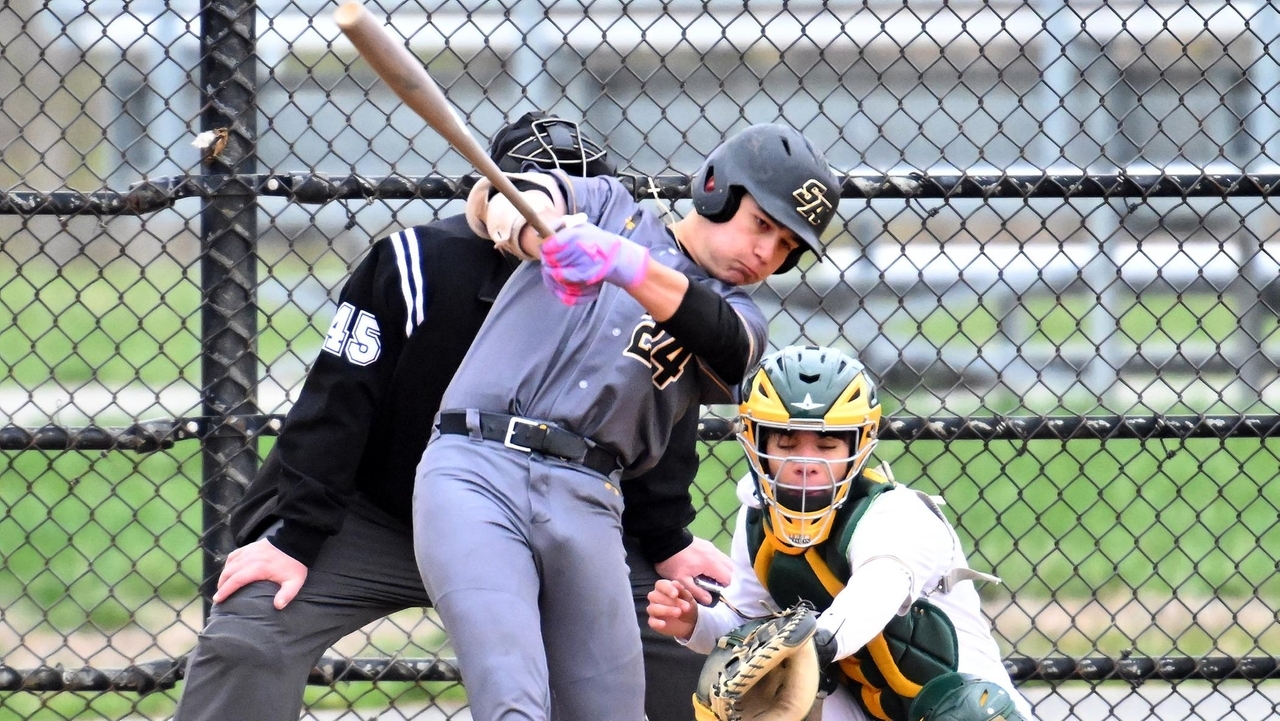 High school roundup: Baseball, softball and flag football - Newsday