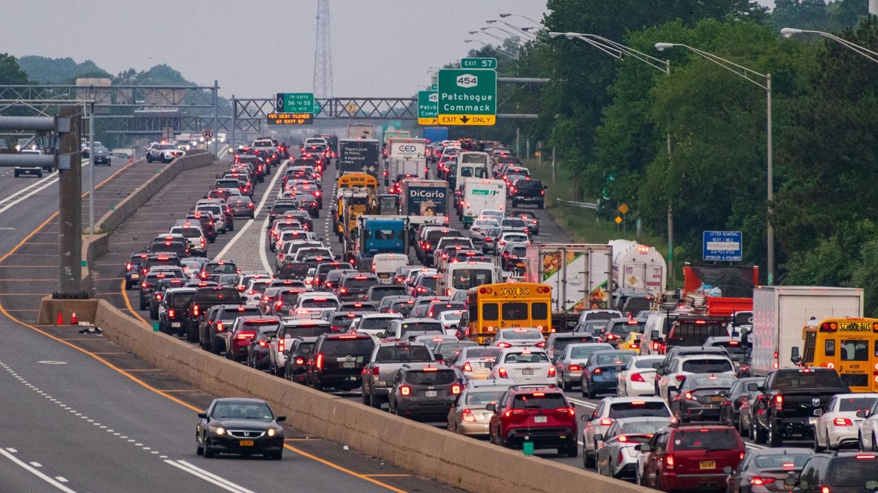 Fatal LIE crash in Hauppauge Brian Nieves of Bay Shore killed after