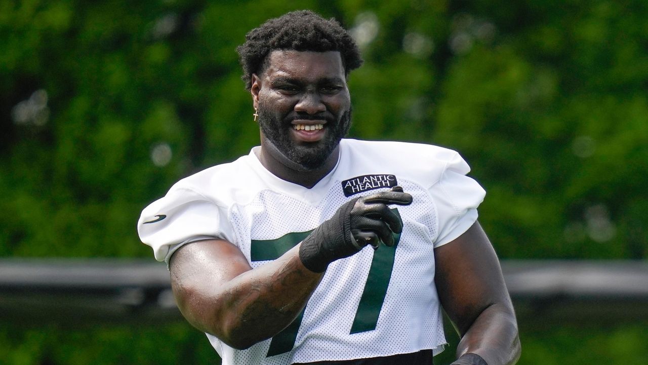 Mekhi Becton and defensive line shine, Jets' additional takeaways from  impressive day vs Panthers