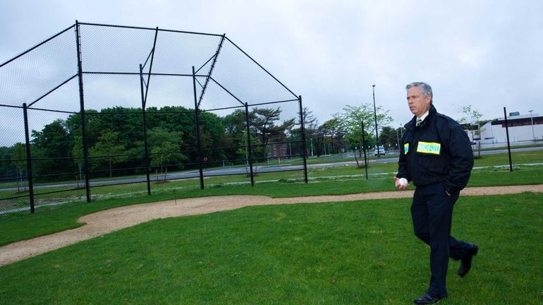 Town Officials Approve Baseball Storage Shed for Little League Fields at  Mead Park
