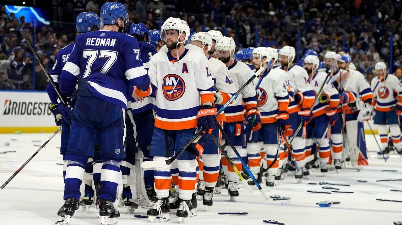 Islanders to meet Lightning for first time since semifinal loss in June