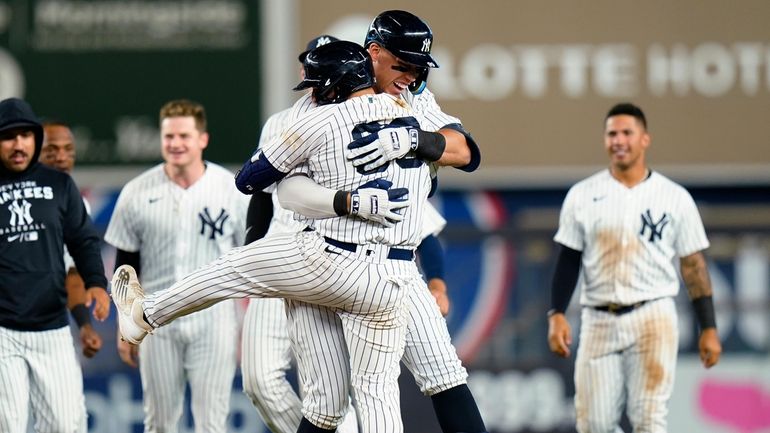 Ramón Urías' walk-off walk lifts Orioles over Yankees, 2-1, in 11 innings