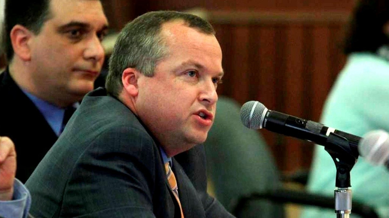 Nassau County attorney questions union pay, layoff deals - Newsday