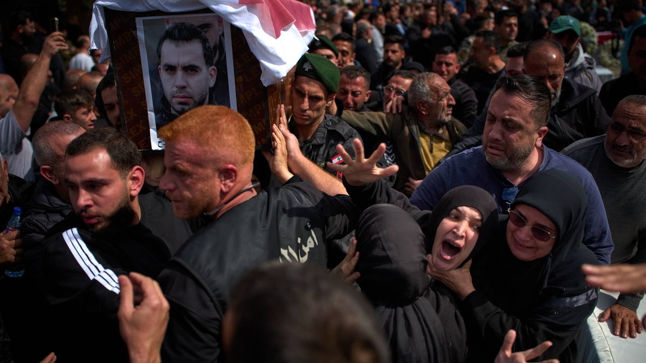 Lebanese bury 13 officers killed by Israel as grief and outrage surge ahead of talks in the US