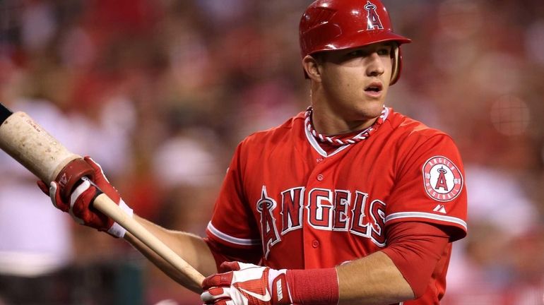 Angels notes: Mike Trout to have contract renewed - MLB Daily Dish