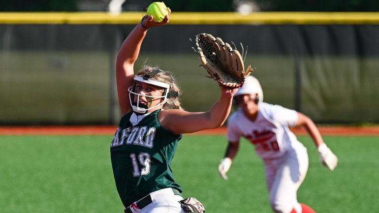 Skyler Secondino pitched and drove in three in Seaford’s Long...