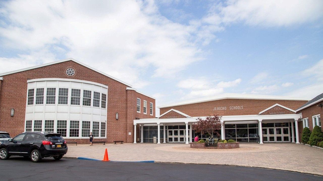 U.S. News’ best high schools list includes 6 from Long Island Newsday