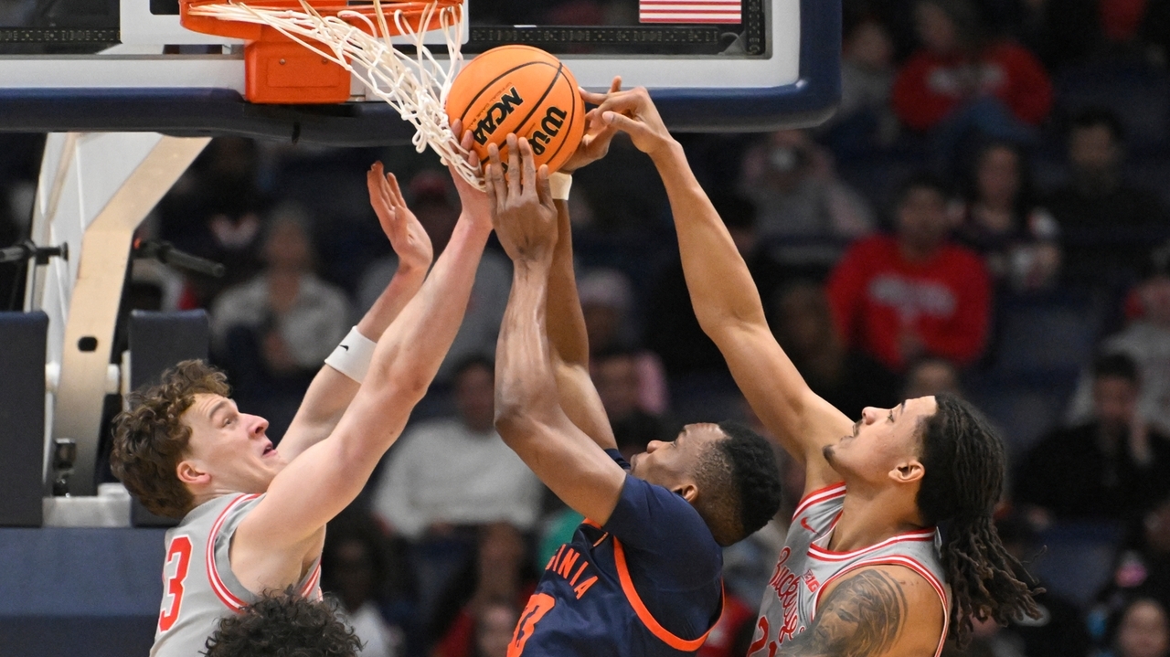 Thomas, Lewis help No. 15 Virginia beat Ohio State 70-66 in Nashville ...