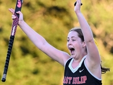 Madison Kearney scores winner in shootout for East Islip field hockey