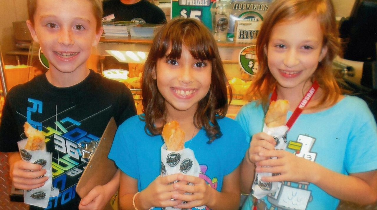 Kidsday visits Philly Pretzel Factory in Bellmore Newsday