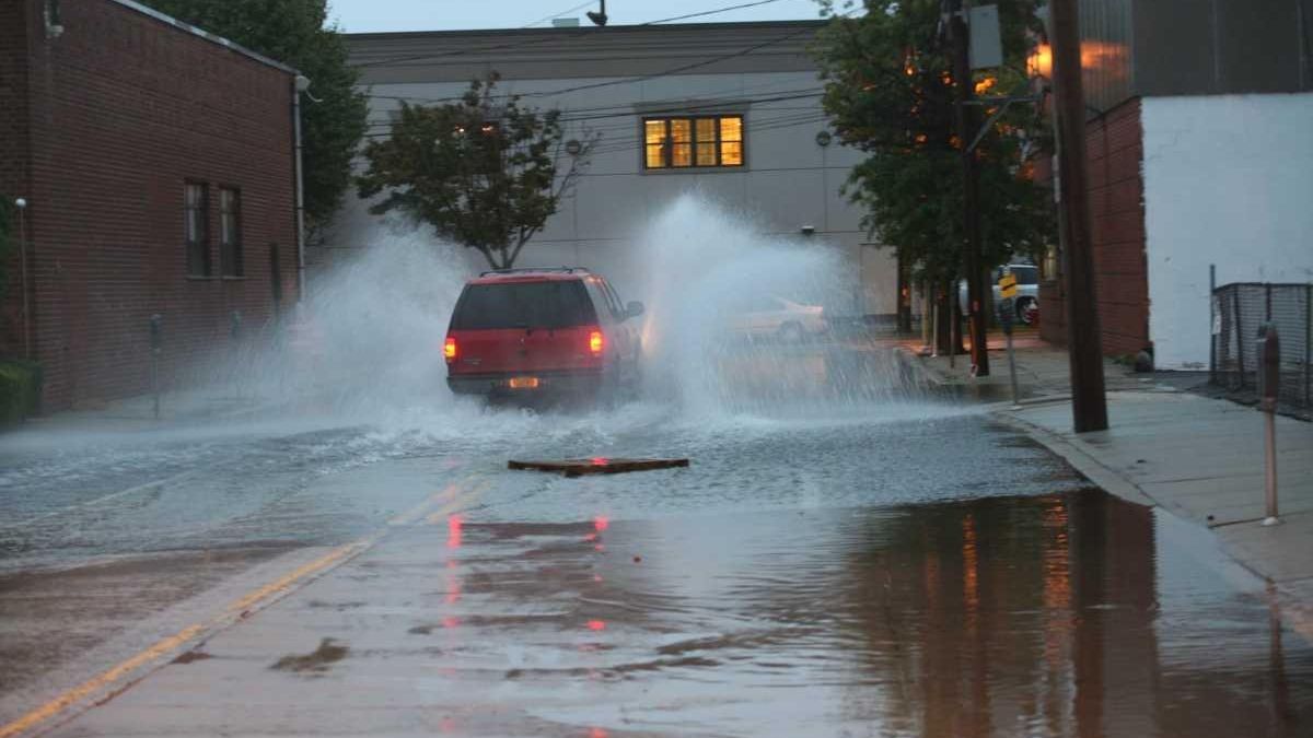 Flooding addressed in Carle Place, Mineola - Newsday