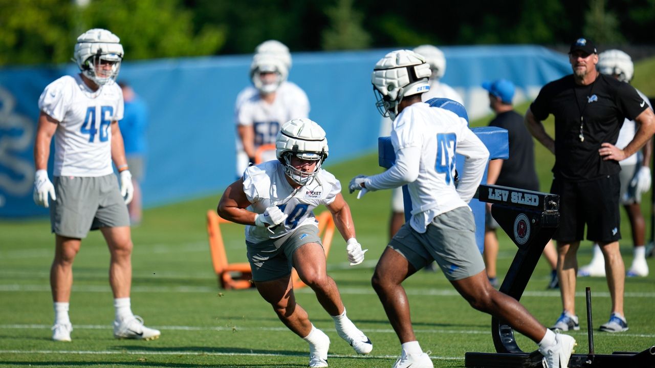 Malcolm Rodriguez returns to AT&T Stadium, this time as a Detroit Lions  fan-favorite linebacker