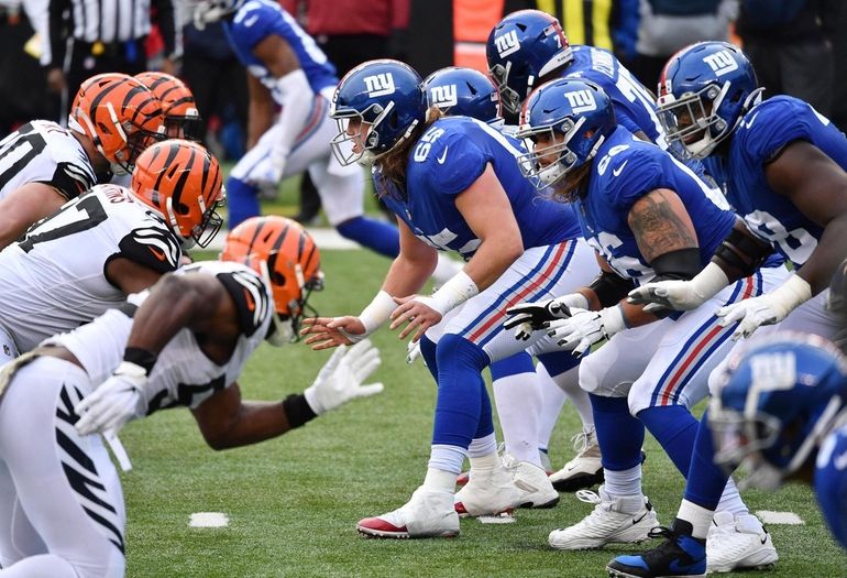 Photo Gallery: Week 12  New York Giants at Cincinnati Bengals