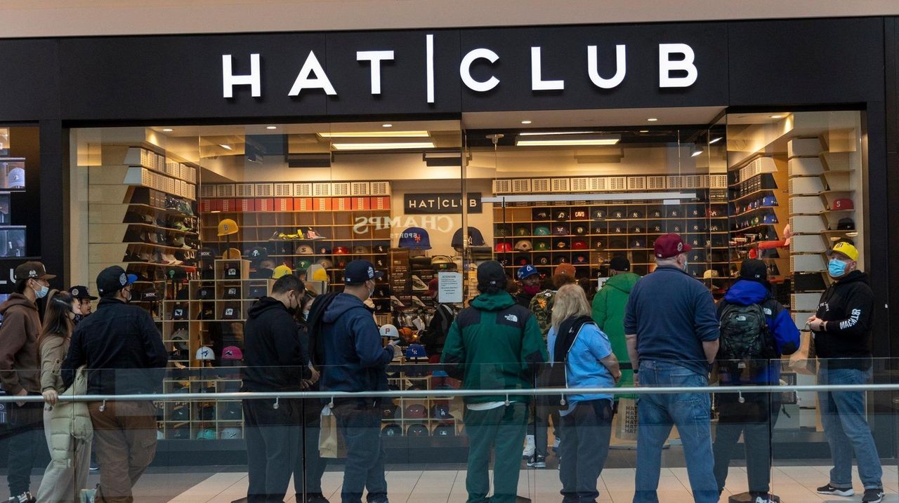 Black Friday shoppers stream to malls say bargains sometimes hard to find Newsday