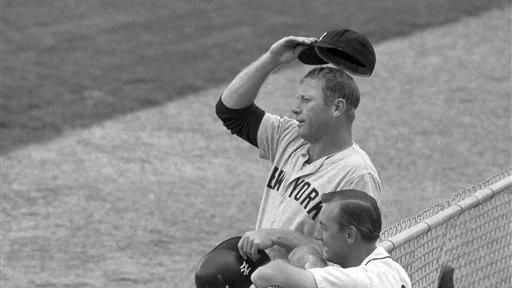 New York Yankees Mickey Mantle, left, and Detroit Tigers Al...