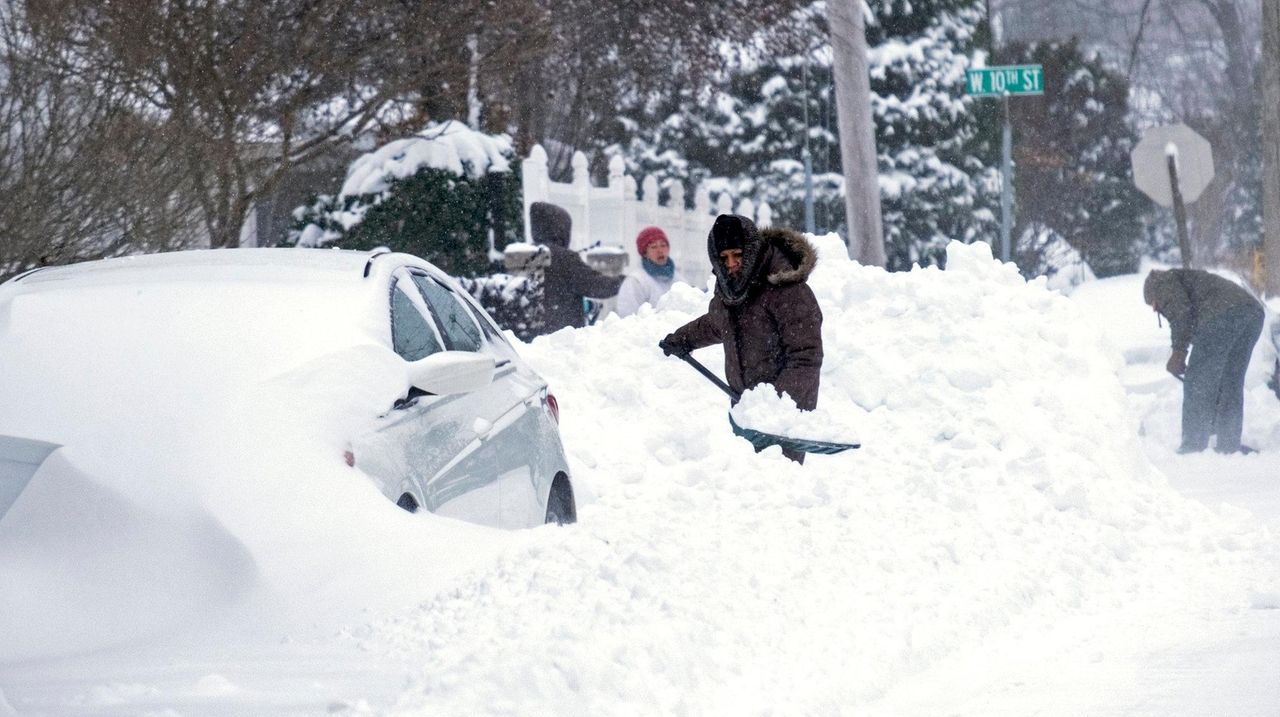 Historic blizzard, Wilbert Mora, domestic violence, and more - Newsday