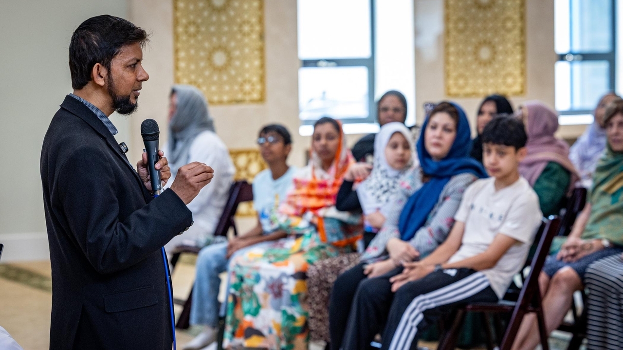 Open Mosque Day invites community to learn about Islam, Muslim neighbors