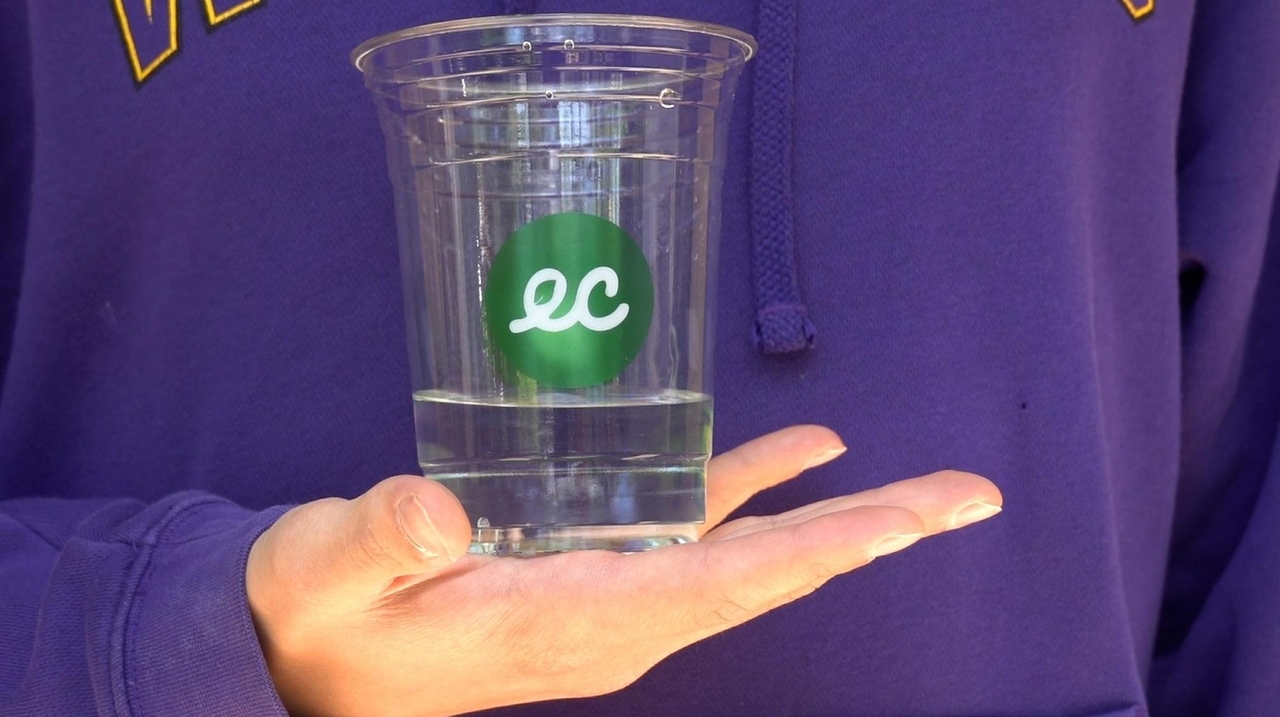 21-year-old LI entrepreneur takes on ubiquitous red Solo cups - Newsday