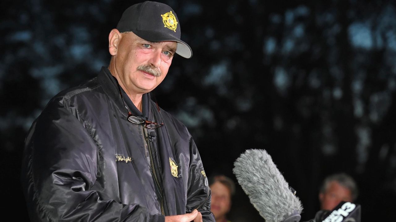 Former South Carolina sheriff to plead guilty to drug-related crimes, stealing from benevolence fund