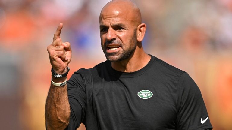 Jets head coach Robert Saleh sees lots of value in preseason games - Newsday