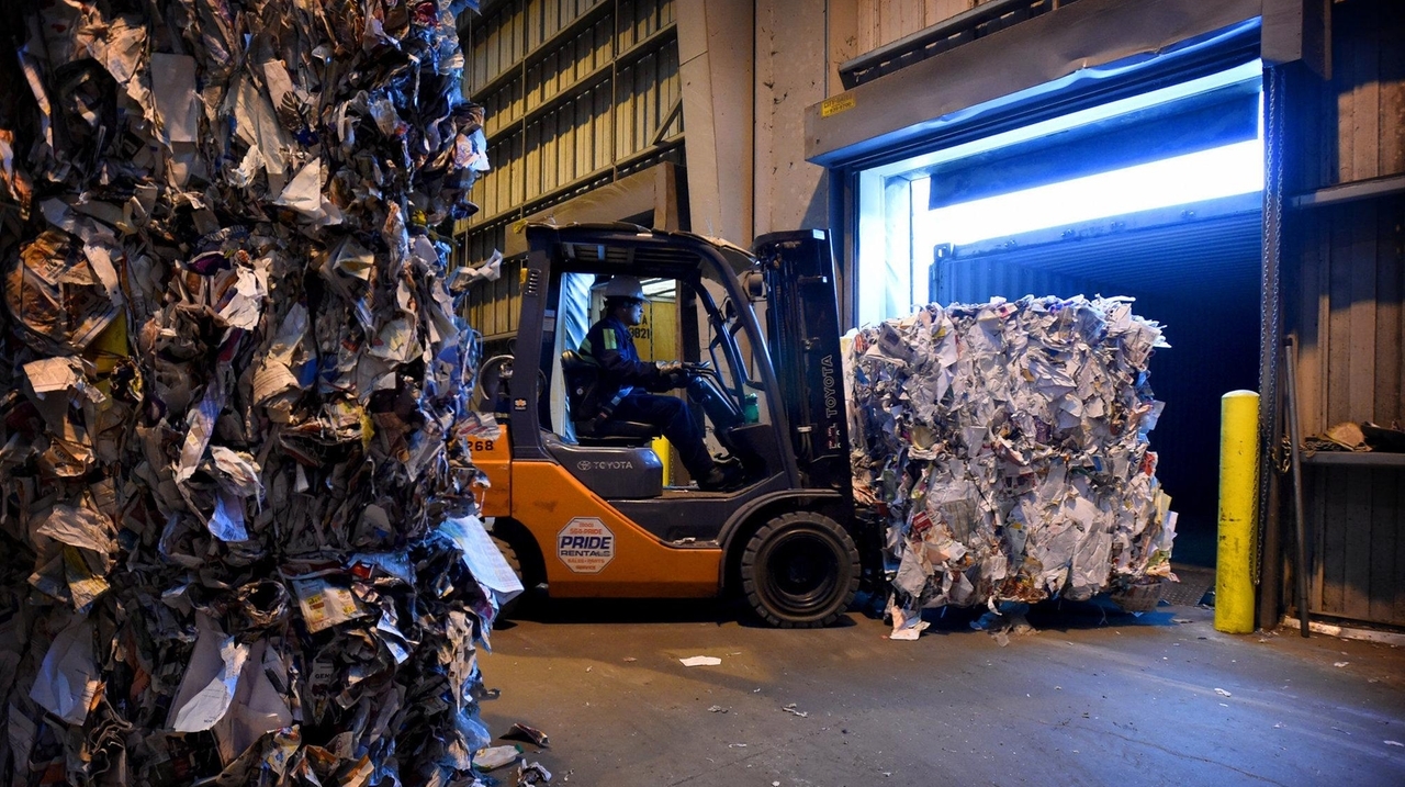 Brookhaven Town Green Stream Recycling Agree To Terms For 1 42M 