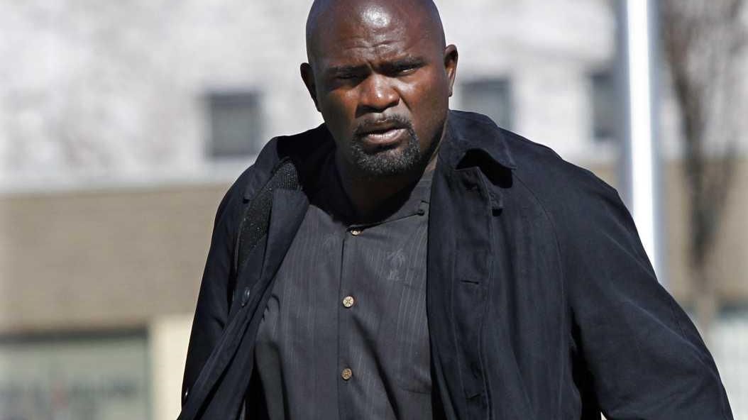 Lawrence Taylor reportedly unaware Super Bowl ring was being