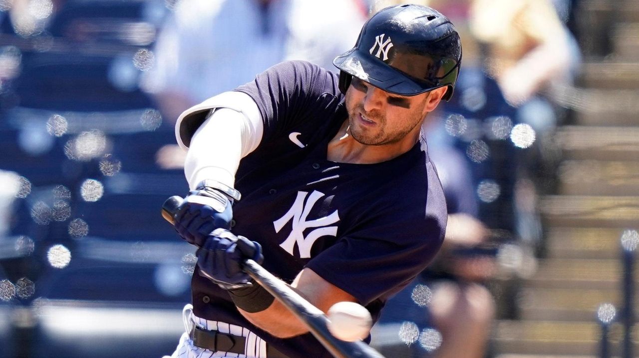 Yankees put Josh Donaldson, Jonathan Loaisiga on injured list - Newsday