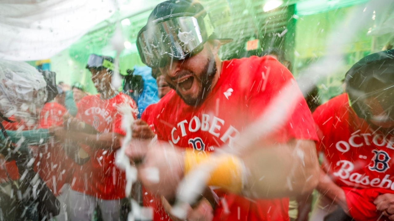 Red Sox rally from a 3-run deficit to walk off the Tigers and secure a ...