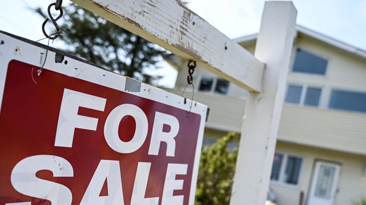 Tech-driven The Real Brokerage to acquire Re/Max in $880 million deal