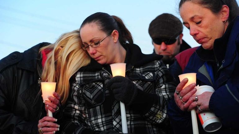 Mari Gilbert, left, mother of Shannan Gilbert, Melissa Cann, sister...