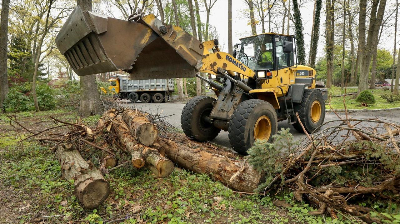 Smithtown study on waste disposal plan delayed Newsday