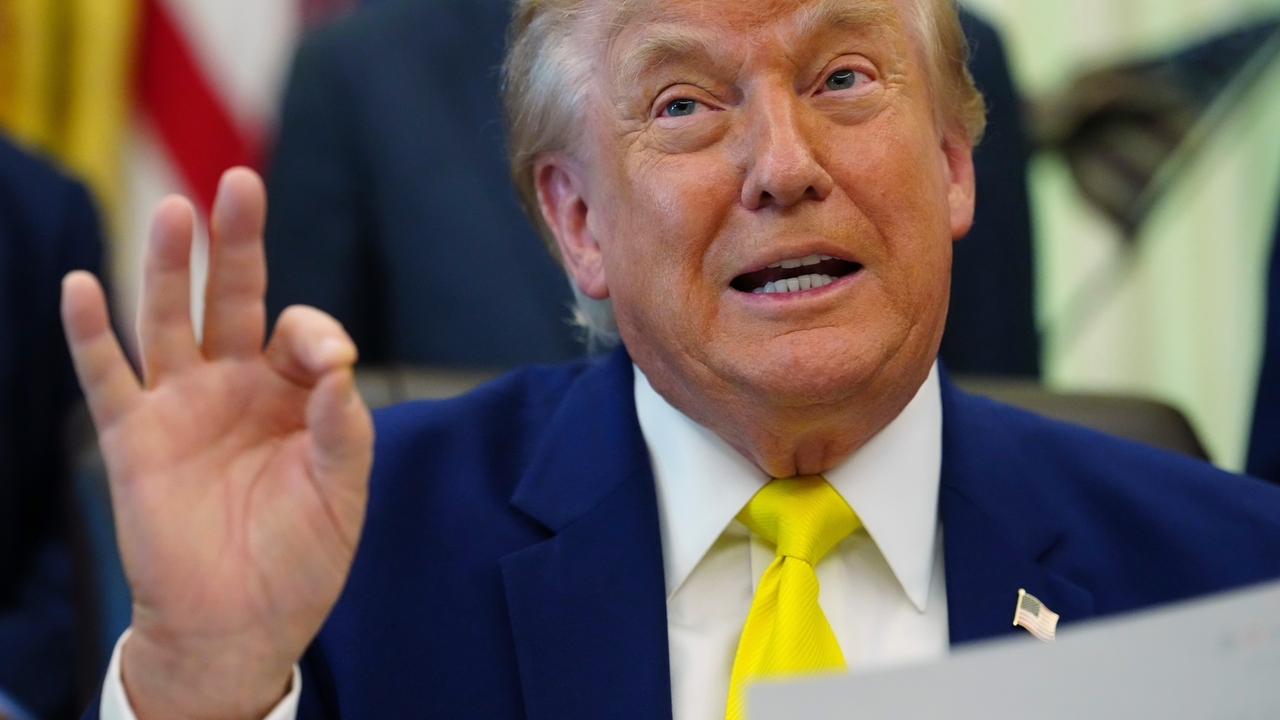 The Latest: Judge blocks Trump administration's asylum freeze on 39 countries