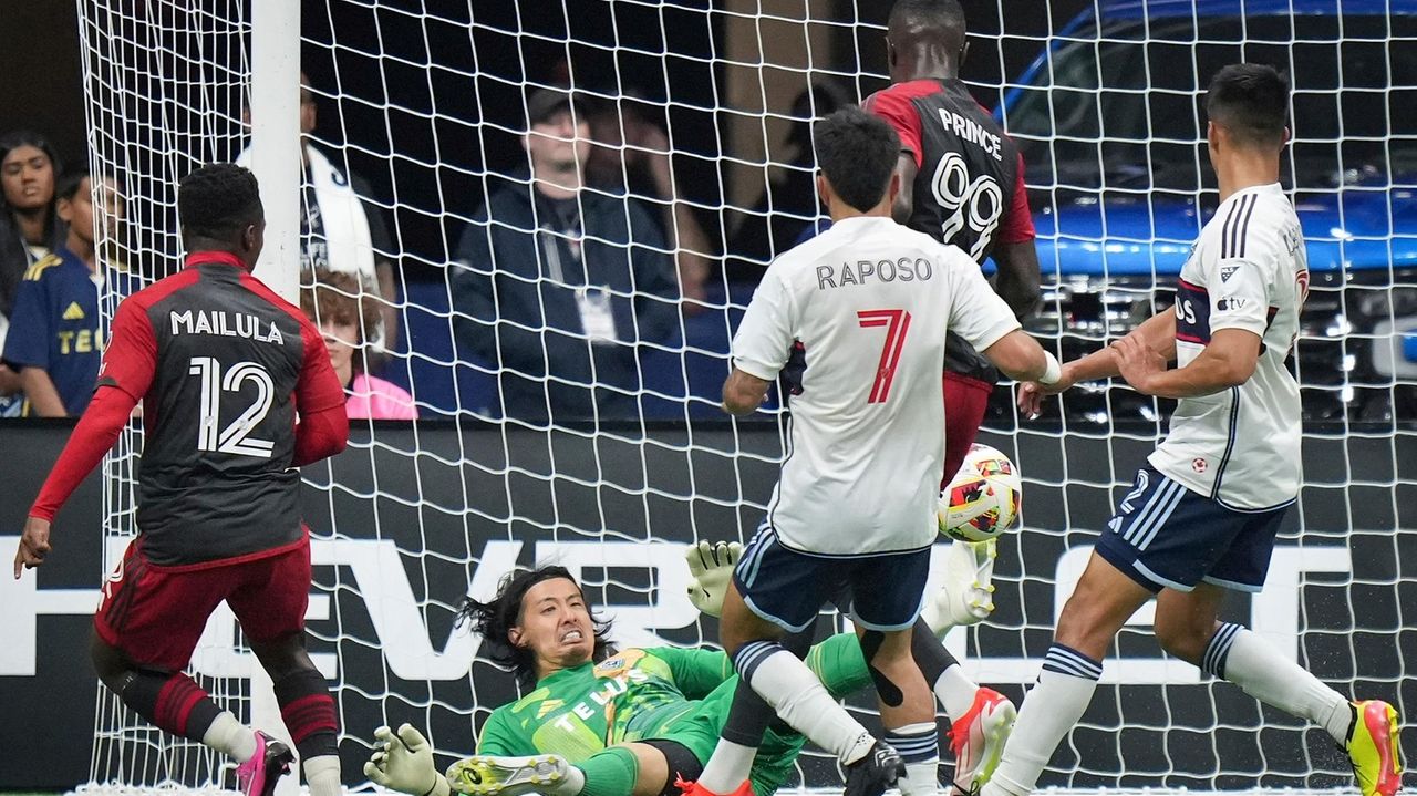 Takaoka earns shutout, White scores as Vancouver Whitecaps defeat Toronto - Newsday