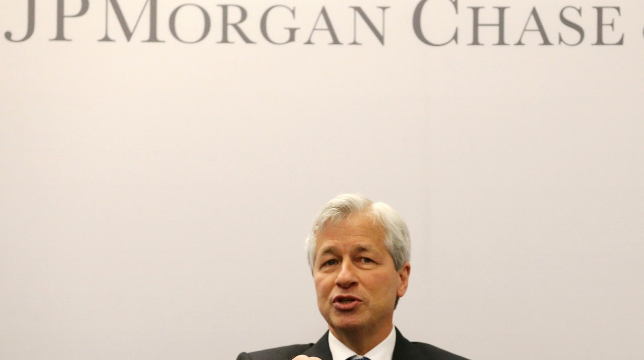 new-york-lawmakers-to-jpmorgan-chase-refund-overdraft-fees-newsday