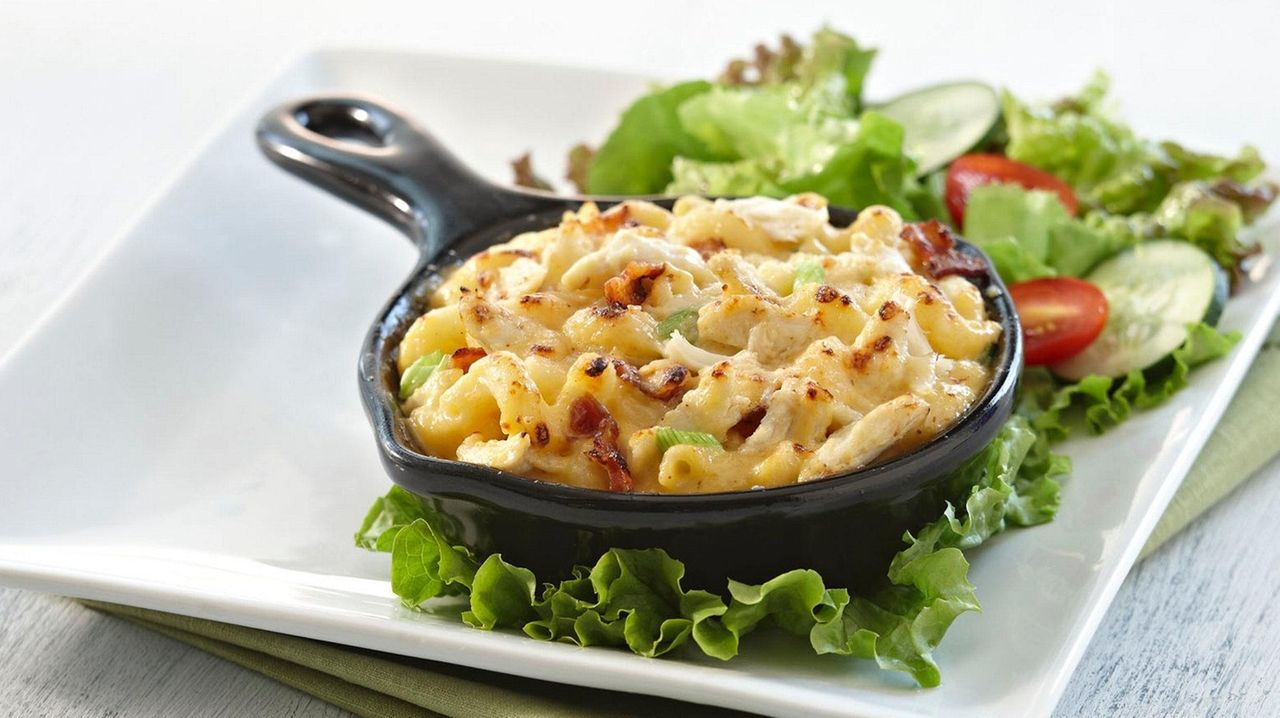 Greene Turtle Sports Bar & Grille opens in East Meadow Newsday