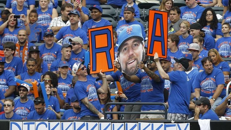 Mets' Dickey is a realist, Murphy optimist - Newsday