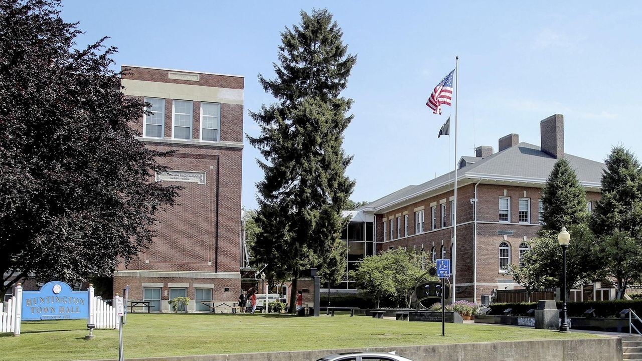 Huntington Town takes step back on affordable housing Newsday