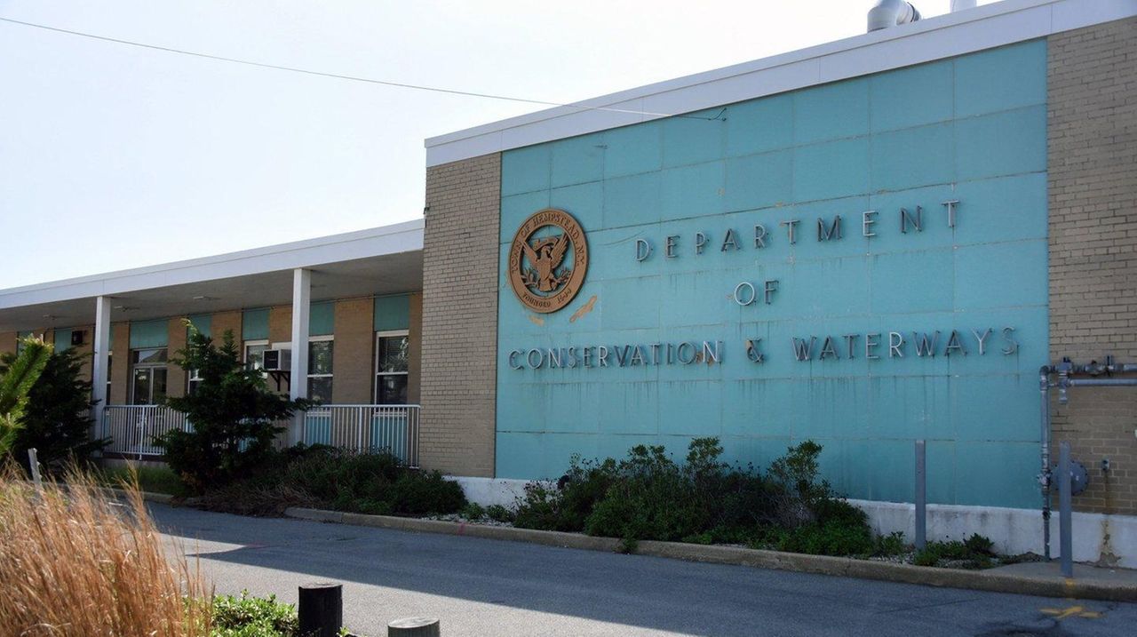 Hempstead’s 5year capital plan includes 311 emergency system Newsday